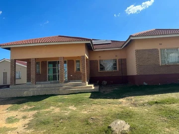 8 Bedroom House